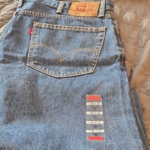 Levi's Relaxed Fit Men's Jeans in Classic Blue